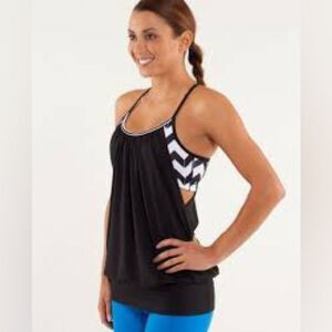 Lululemon No Limits Tank Black Arrow Bra Chevron White Black Size 6